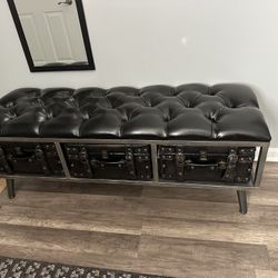Bench Elegant Vintage Like Leather