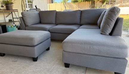 Gray Sectional Sofa with Ottoman