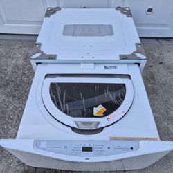 Kenmore Elite Sidekick Laundry Pedestal Washer -BRAND NEW