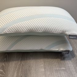 Tempur-Pedic TEMPUR-Cloud® Adjustable Queen Pillow 2-Pack 