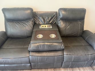 Black recliner sofa