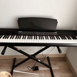 Alesis Electric Piano Set
