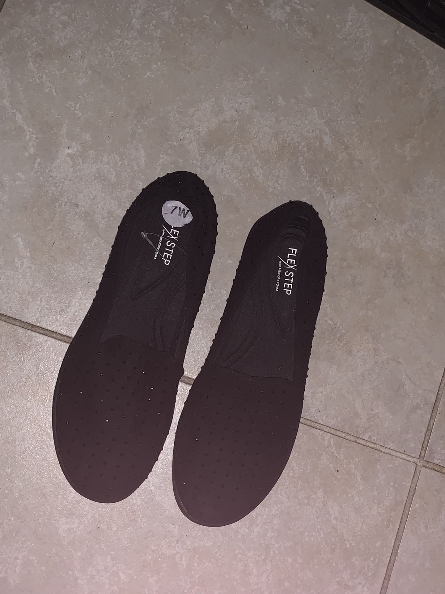 Ladies Shoes Brand New 7W