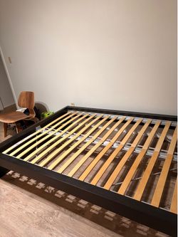 IKEA bed full size mattress
