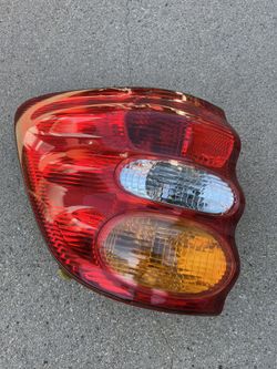 Toyota Sequoia Tail Lamp 