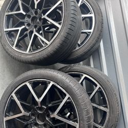 Loking For 19” To Trade They Don’t Fit My Car
