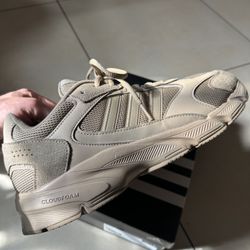 Adidas Men’s Shoes Size 11