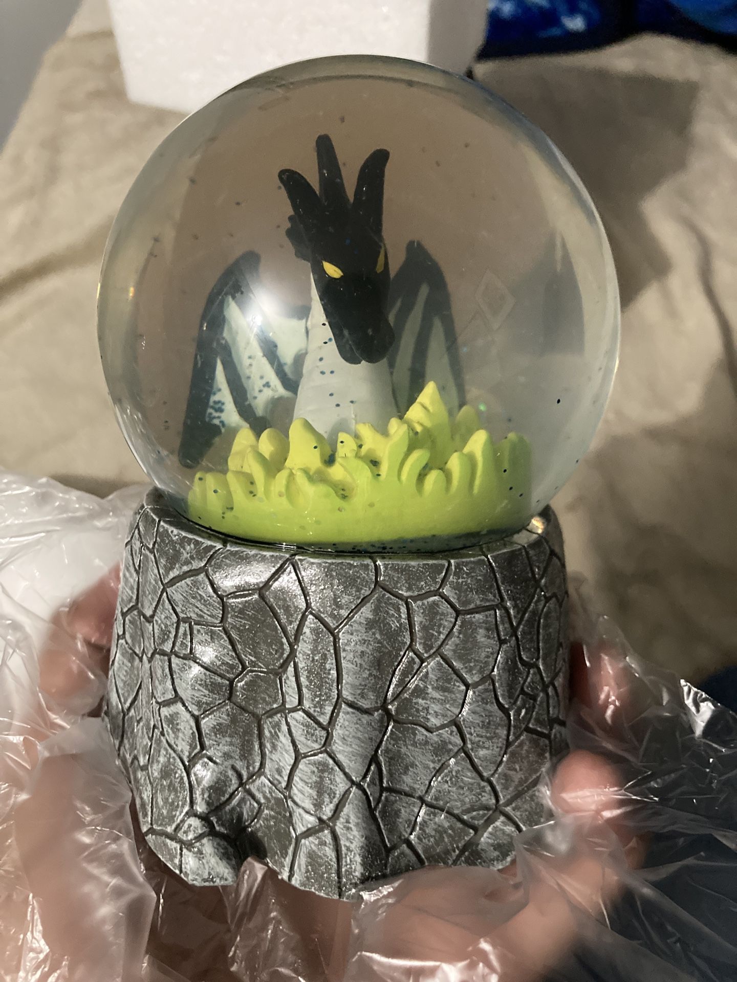 Disney Villains Maleficent Dragon Snow Globe