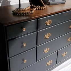 Ethan Allen Solid Wood 9 Drawer Dresser Flawless