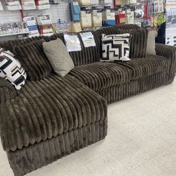 Sectional $999
