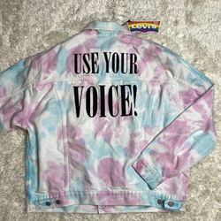 NEW Levi’s Pride Use Your Voice Tie Dye Trucker Denim Jacket Multicolor Size Men’s Large 