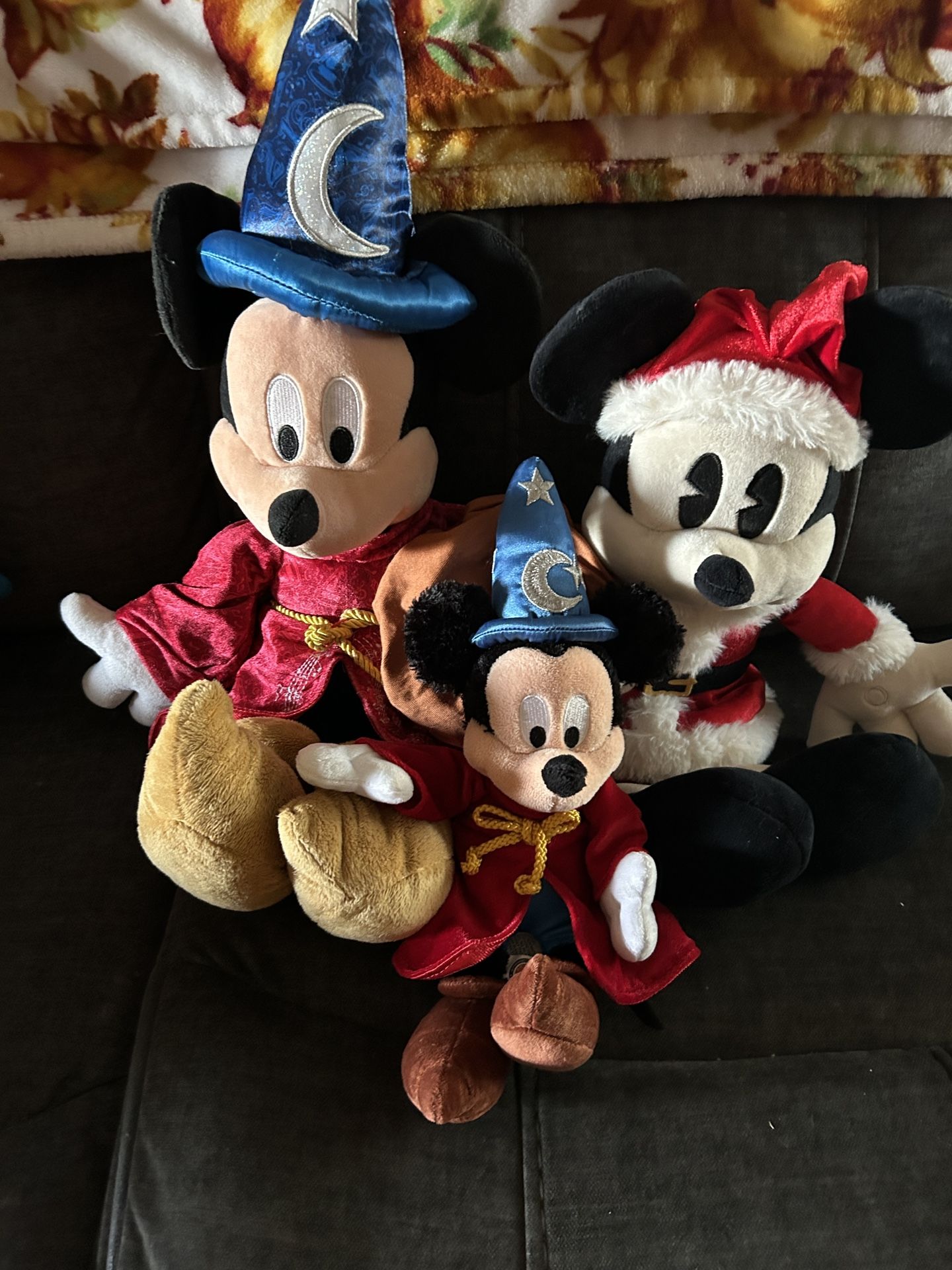 $25 all mickey plushies 93312