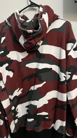 Supreme FW13 Red Camo Box Logo Hoodie XL for Sale in Los Supreme FW13 Red Camo Box Logo Hoodie XL for Sale in Los