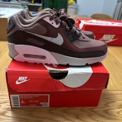 Nike Air Max 90 LTR Smokey Mauve Size 4Y Fits Women’s 5.5