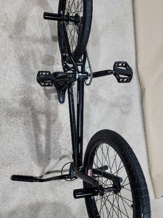 20" BMX Bike - Like New Bicycle