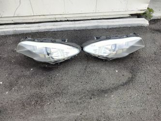 2011-2013 Bmw 5 Series Complete Xenon Hid Headlights With All The Accessories OEM.