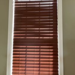 Mahogany Levolor blinds 15ct w/ hardware