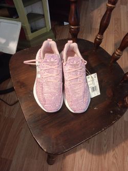 Girls Adidas Size 5