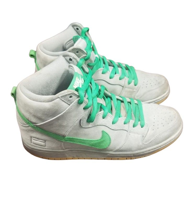 Nike Sb Dunk High Silver Box Sneakers $200 (Good Condition