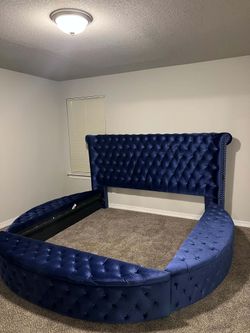King bed frame
