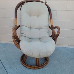 Vintage Modern Rattan Swivel Chair