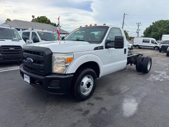 2014 Ford F-350 Chassis