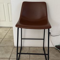 Set of 2 Faux Leather Bar Stools – Modern & Comfortable