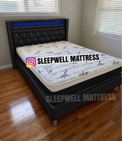 New queen bed with mattress