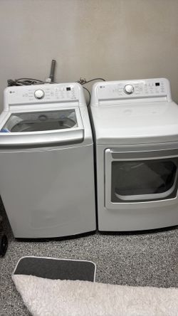 LG 7.3 cu ft gas dryer, and Washer (one set)