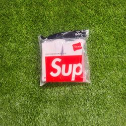 Supreme x Hanes Crew Socks 4-Pack