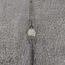 Vtg Seiko Ladies Wrist Watch. 1N00-0GM0. 