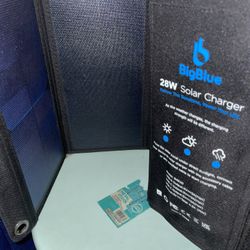 BigBlue 28W Solar Charger