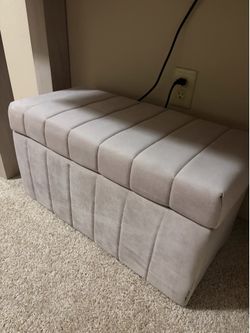 2 Tufted Ottomans