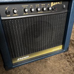 DOD Bass It 40 Watt Amp Blue