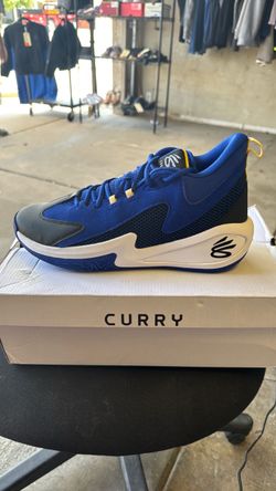 New curry under Armour size 13