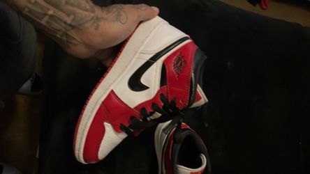 Jordan 1’s  size 4