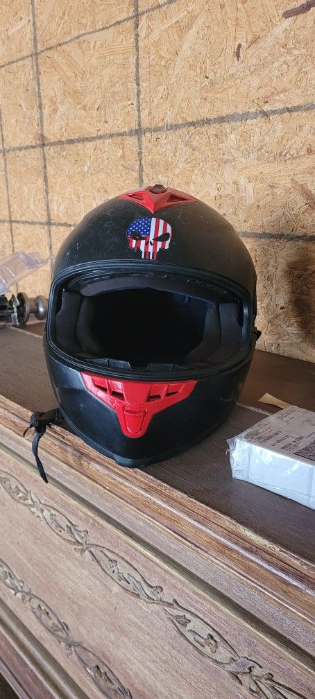 Large Helmet