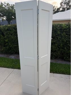 32” inch new bi-fold door - Shaker Style