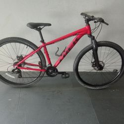 BICYCLE TREK 21 SPEED SIZE 29 BRAND NEW 