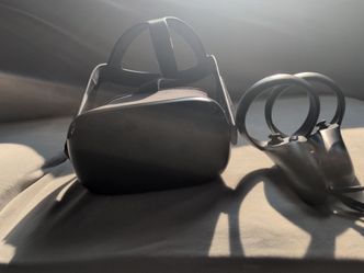 Oculus VR headset 1