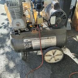 Air Compressor 