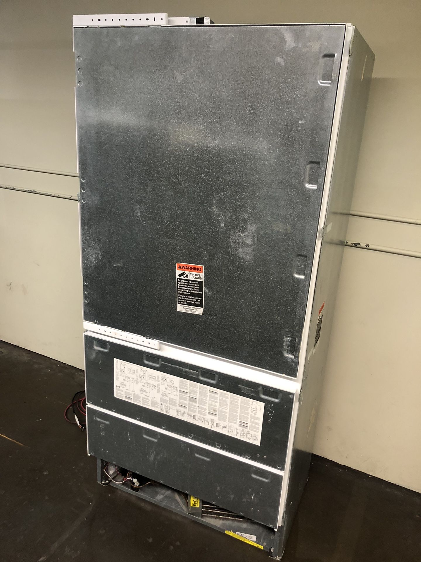 Sub Zero 36”wide Panel Ready Built In Bottom Freezer...