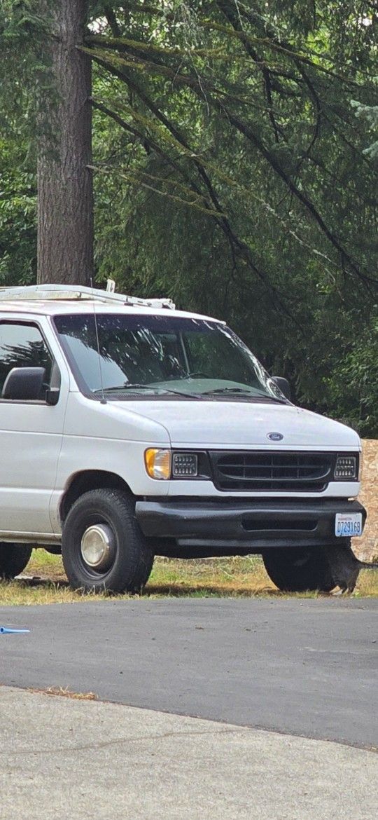 Ford Work Van Running And Looks Nice 1998 V6