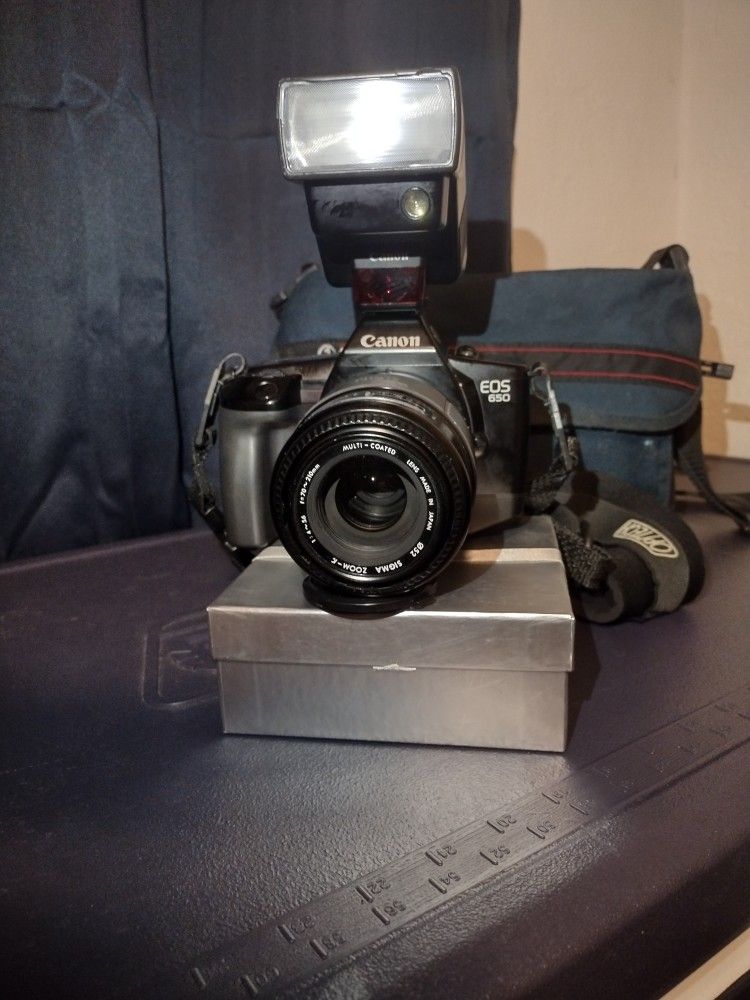 Canon Camera EOS 650