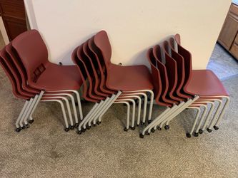 HON Motivate Stacking Chair With Casters