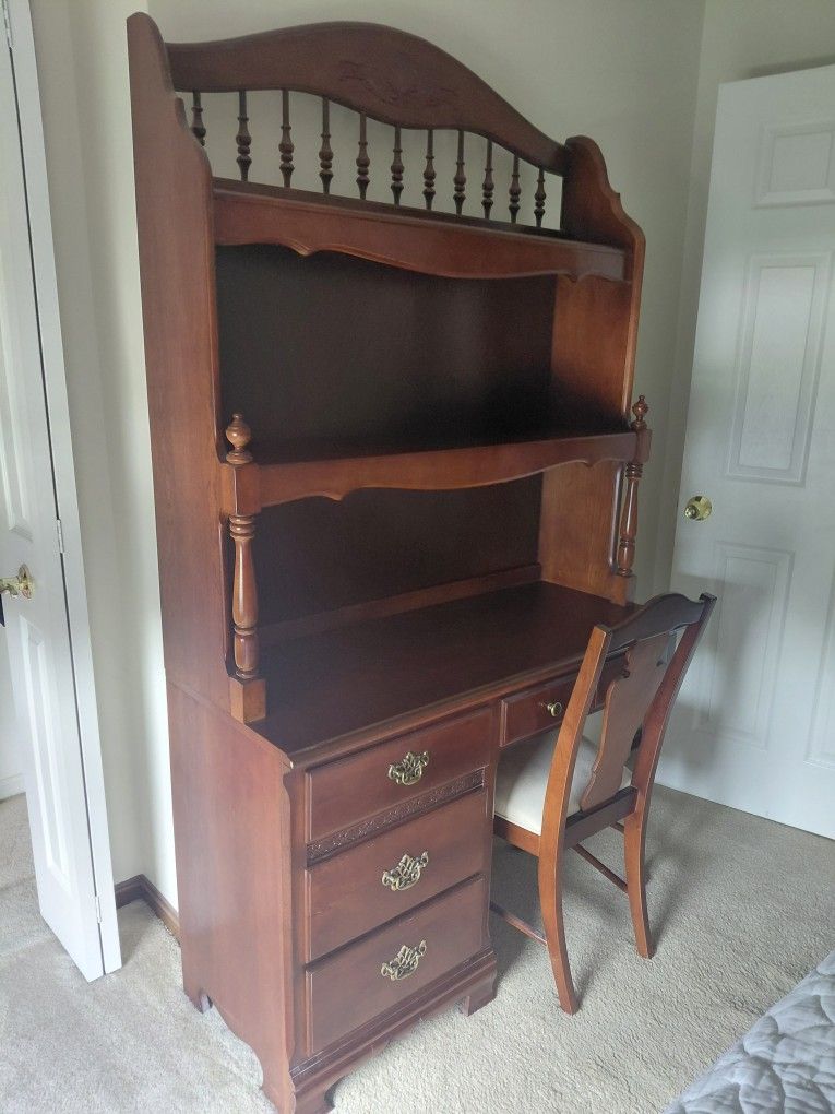 Computer Desk