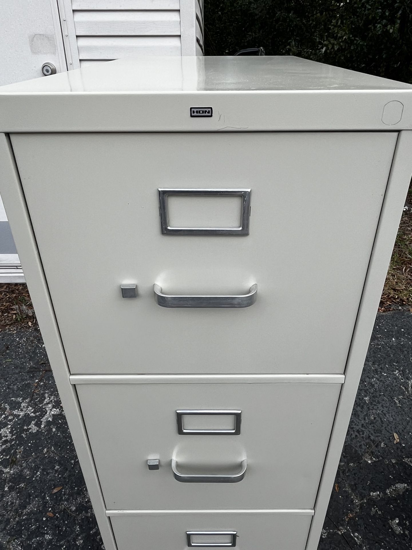HON Commercial 25” 4-Drawer Letter Vertical File Cabinet