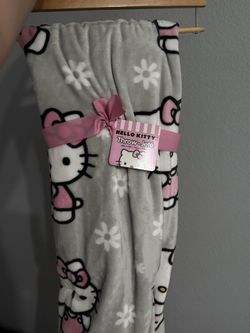 Hello Kitty Blanket