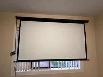 Projector screen