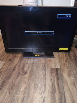 Emerson LC401EM3F is a 40-inch 1080p LCD HDTV$25